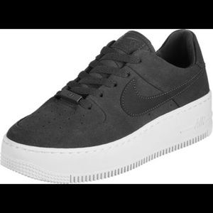 Nike Air Force 1 Sage Low W shoes
grey